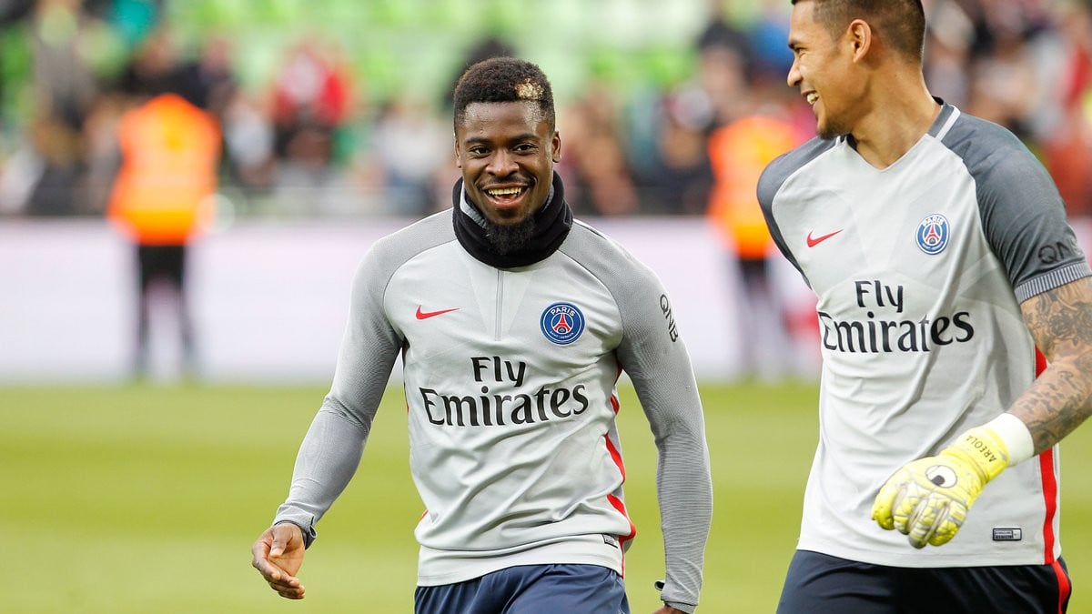 Mercato PSG Une belle offre à venir pour Serge Aurier Le10sport