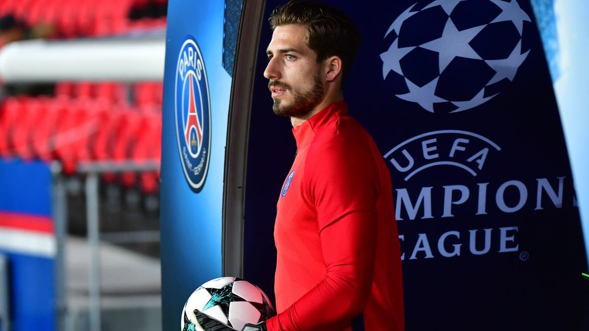 Mercato PSG Kevin Trapp Persiste Et Signe Pour Son Avenir