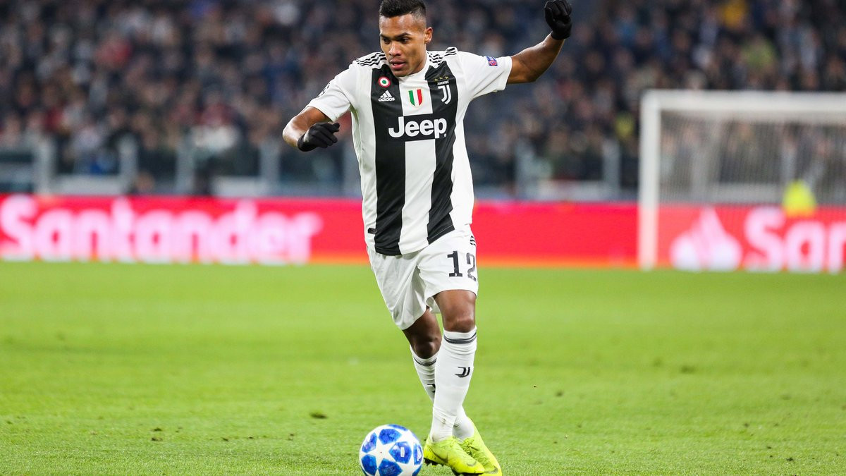 Mercato Psg Gros Coup De Tonnerre Dans Le Dossier Alex Sandro