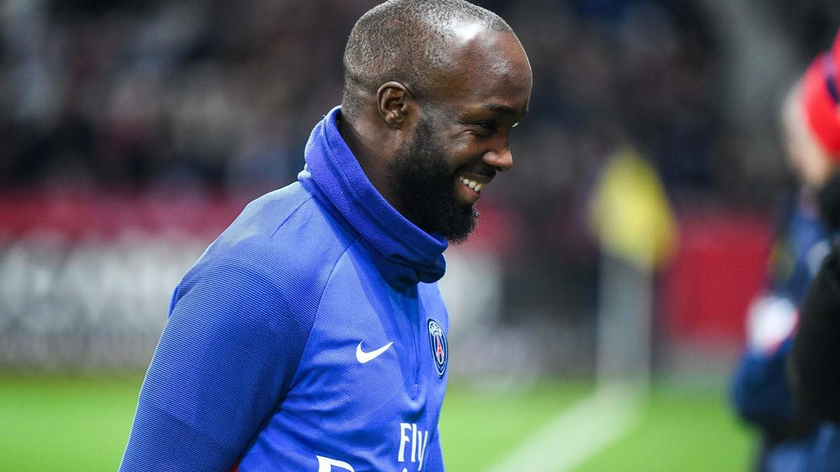 Mercato Psg Tuchel Aurait Affich Un Souhait Fort Pour Lassana