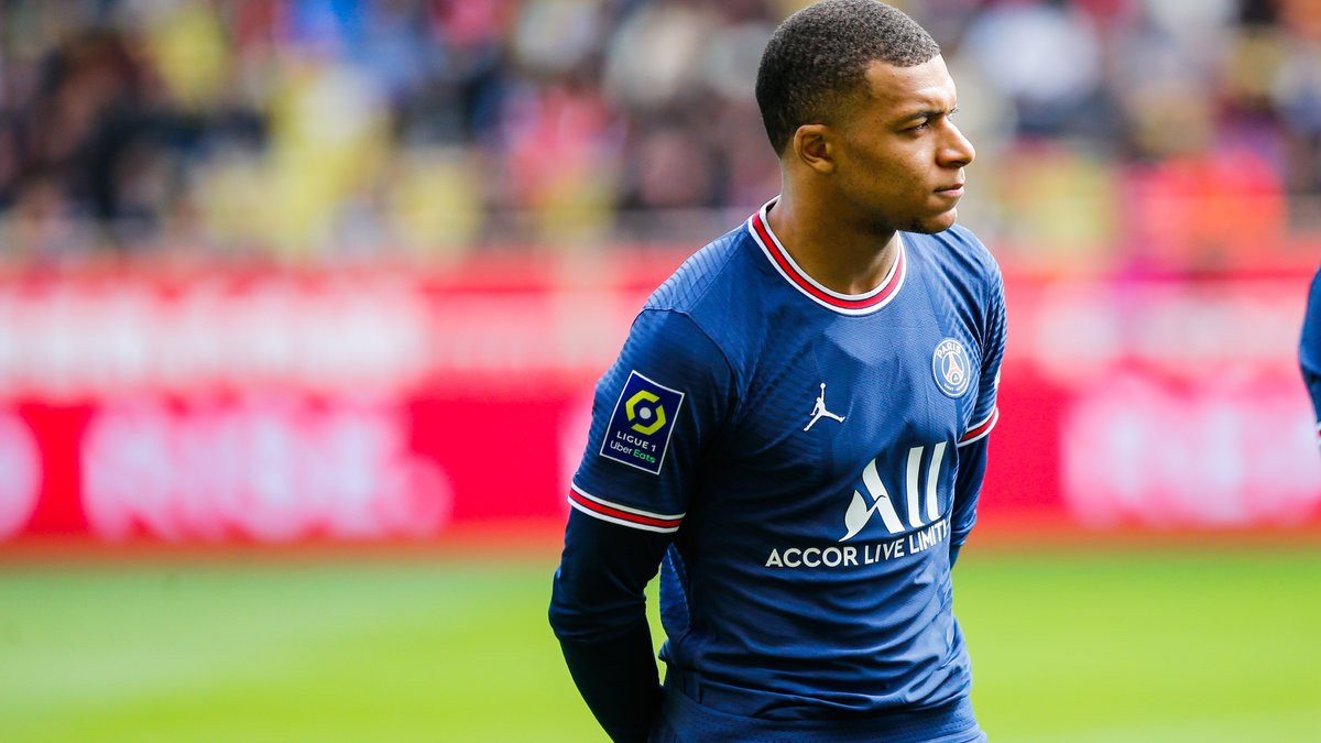 Mercato PSG Un coup légendaire avec Kylian Mbappé bouclé par le