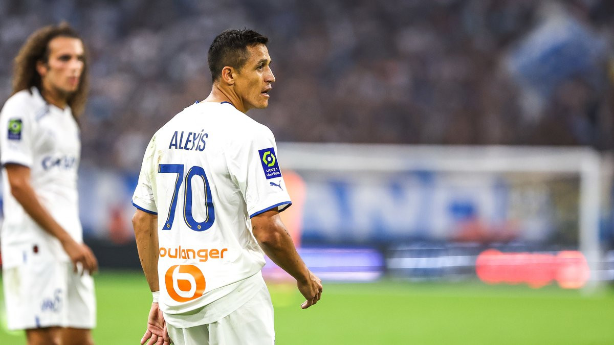 Mercato Om Longoria Senflamme Pour Le Transfert D Alexis Sanchez