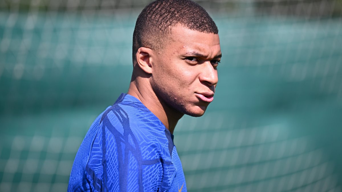 Mercato PSG Le départ de Mbappé annoncé Le10sport