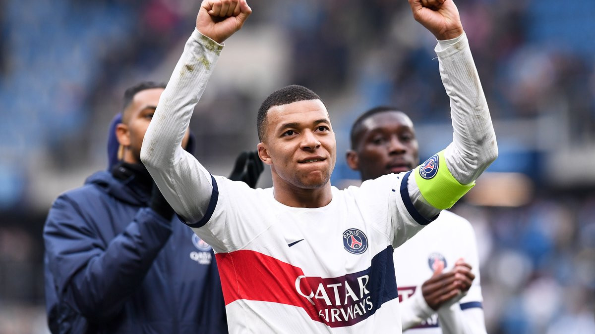 Mercato PSG Kylian Mbappé se lâche sur son avenir le Qatar réagit