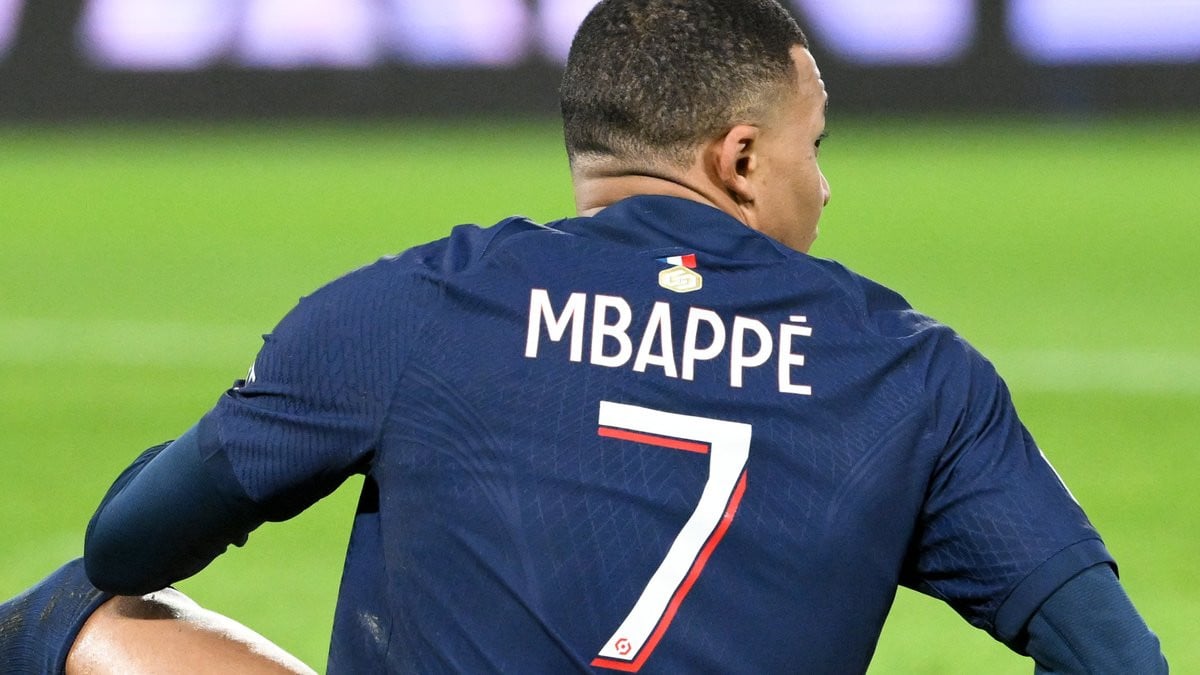 Psg Mbapp Un Silence Qui En Dit Long Le Sport