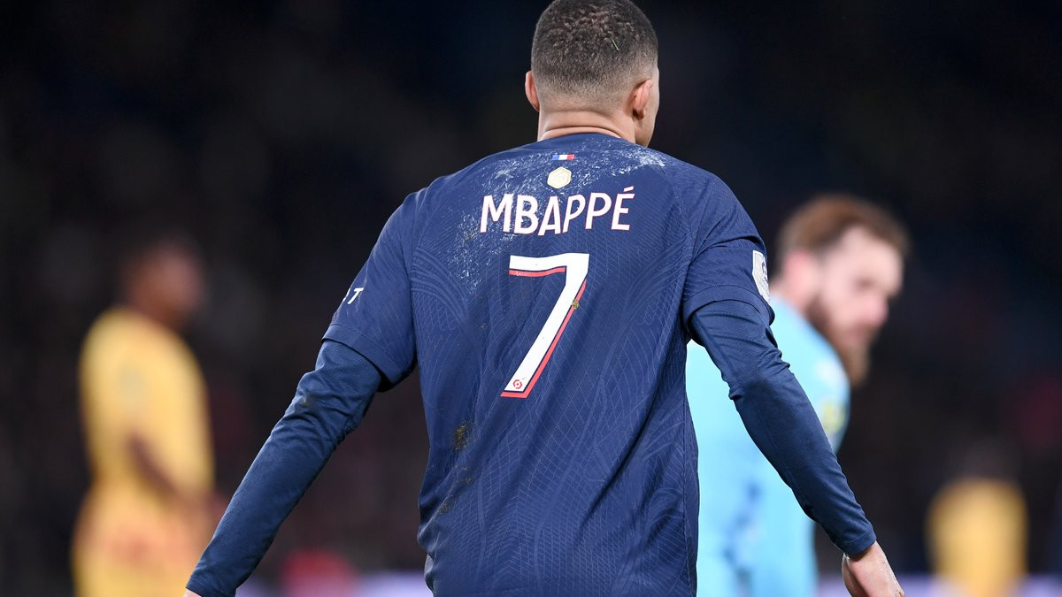 Psg Mbapp Envoie Un Beau Message Apr S Ce Coup Dur Le Sport