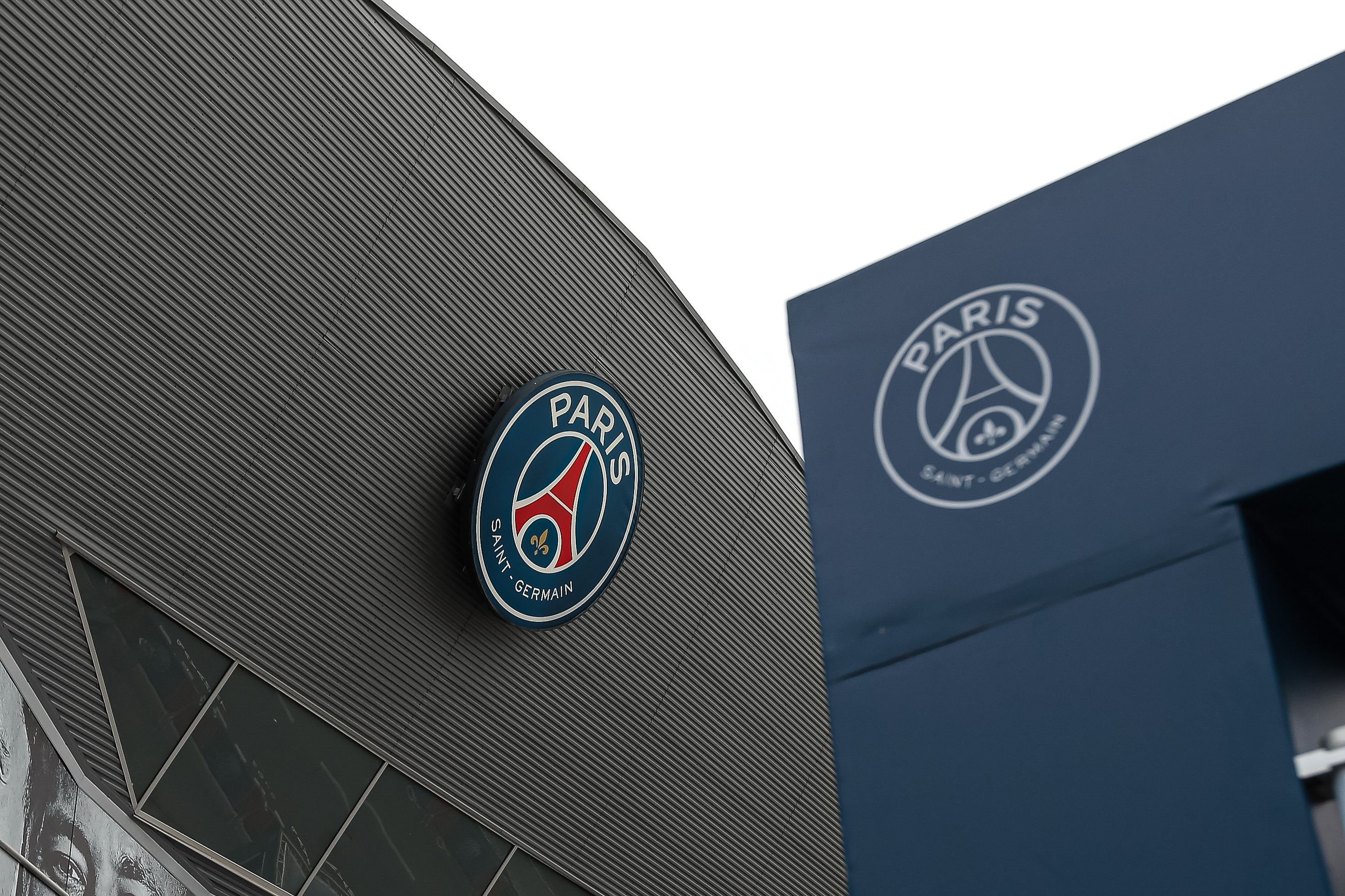 Mercato Il Signe Au Psg Et R V Le Un Probl Me Inattendu Le Sport