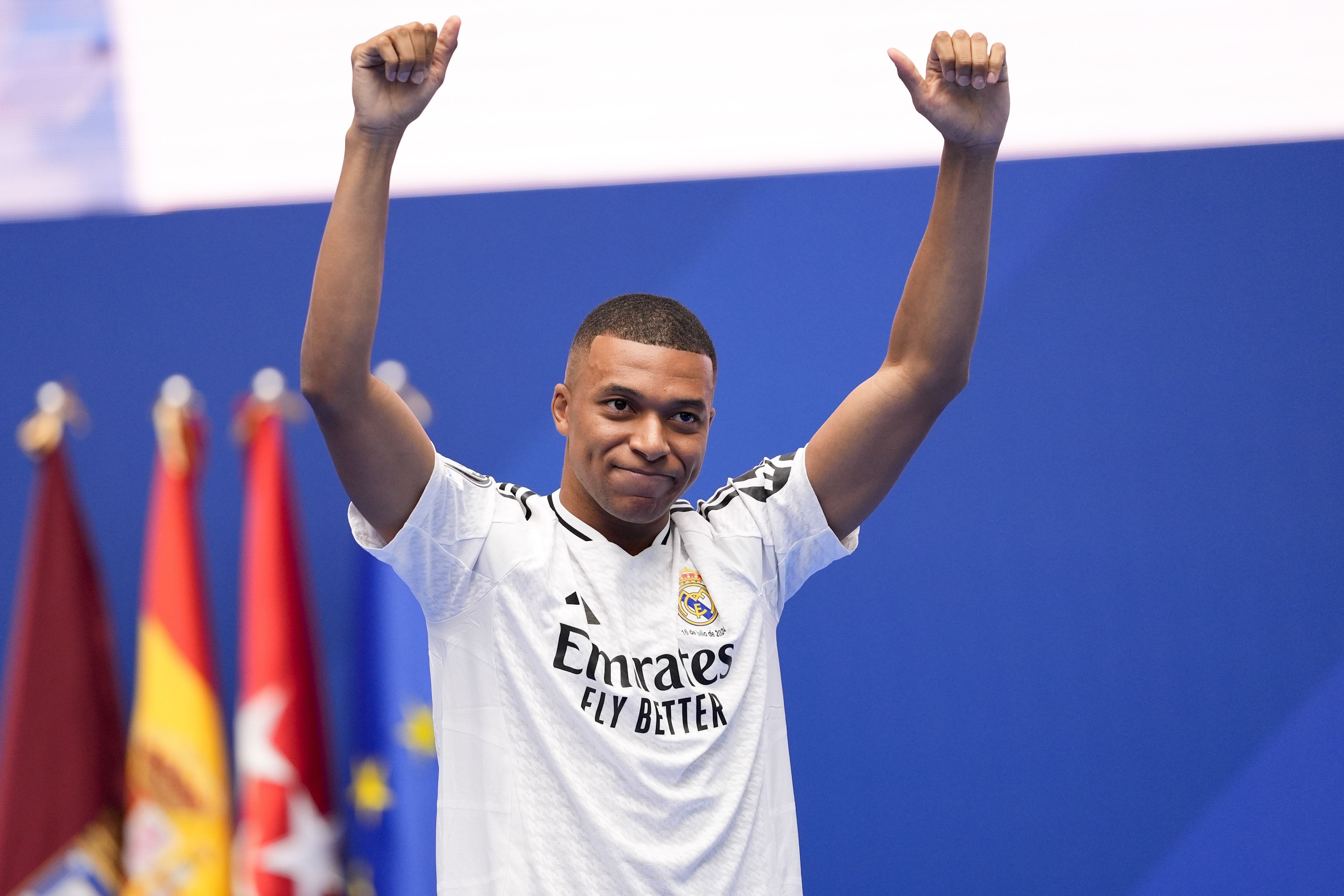 Mercato Menacé par Mbappé il refuse de quitter le Real Madrid