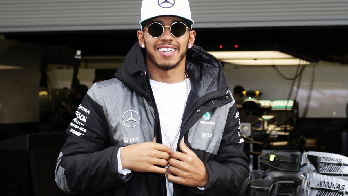 Formule 1 : La satisfaction de Lewis Hamilton après sa pole position au ...