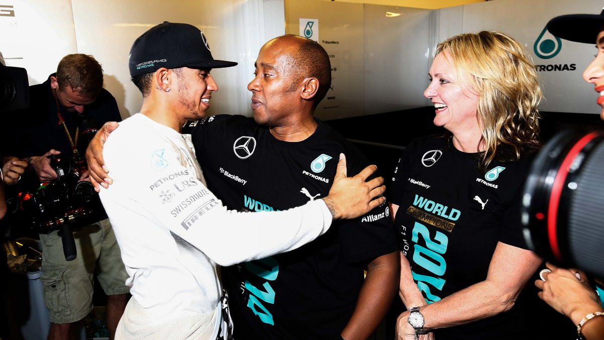Formule 1 : Le coup de gueule du père de Lewis Hamilton ! - Le10sport.com
