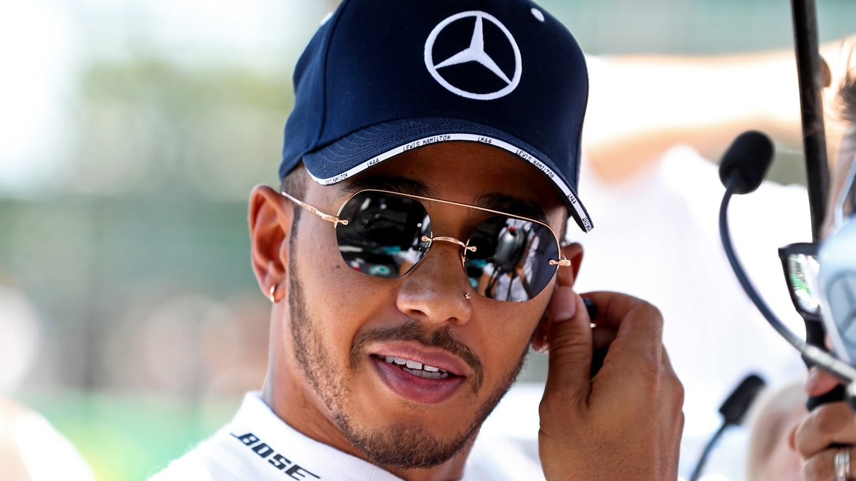 Formule 1 : La réaction de Lewis Hamilton après sa prolongation chez ...