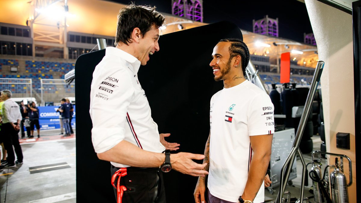 Formule 1 : Le message fort du patron de Lewis Hamilton avant la Russie ...