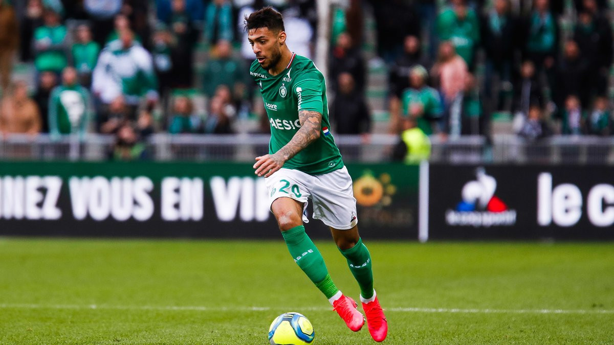 EXCLU - Mercato - ASSE : Le Milan AC pousse pour Denis Bouanga !
