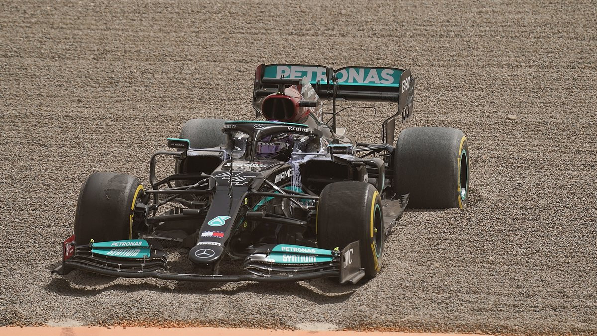 Formule 1 : Le message clair de Lewis Hamilton sur ses débuts délicats ...