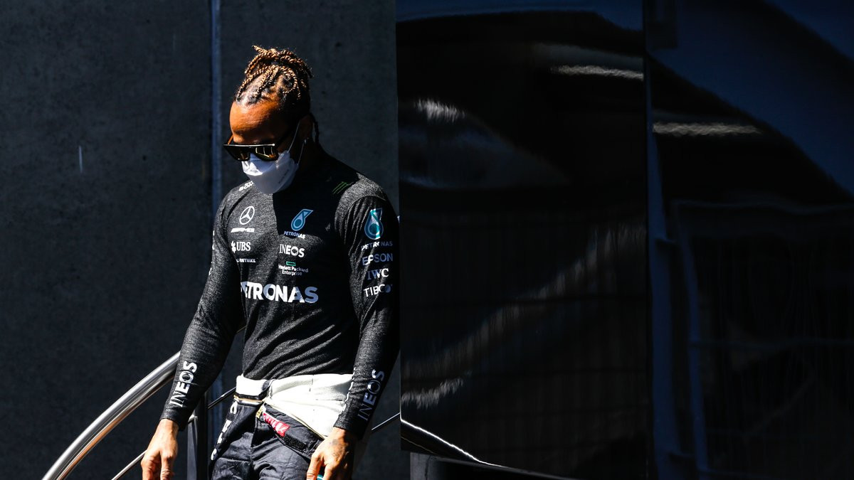 Formule 1 : Le message fort de Lewis Hamilton sur sa 100e pole ...