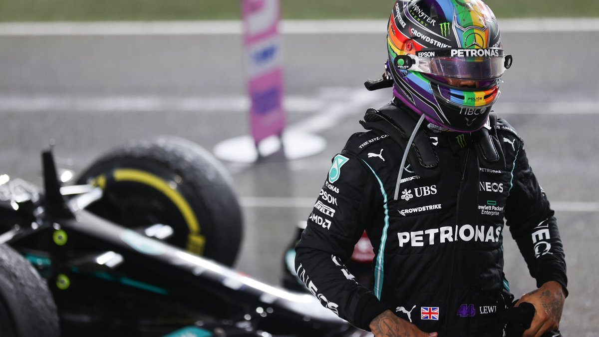 Formule 1 : Lewis Hamilton reçoit un message fort dans la course au ...