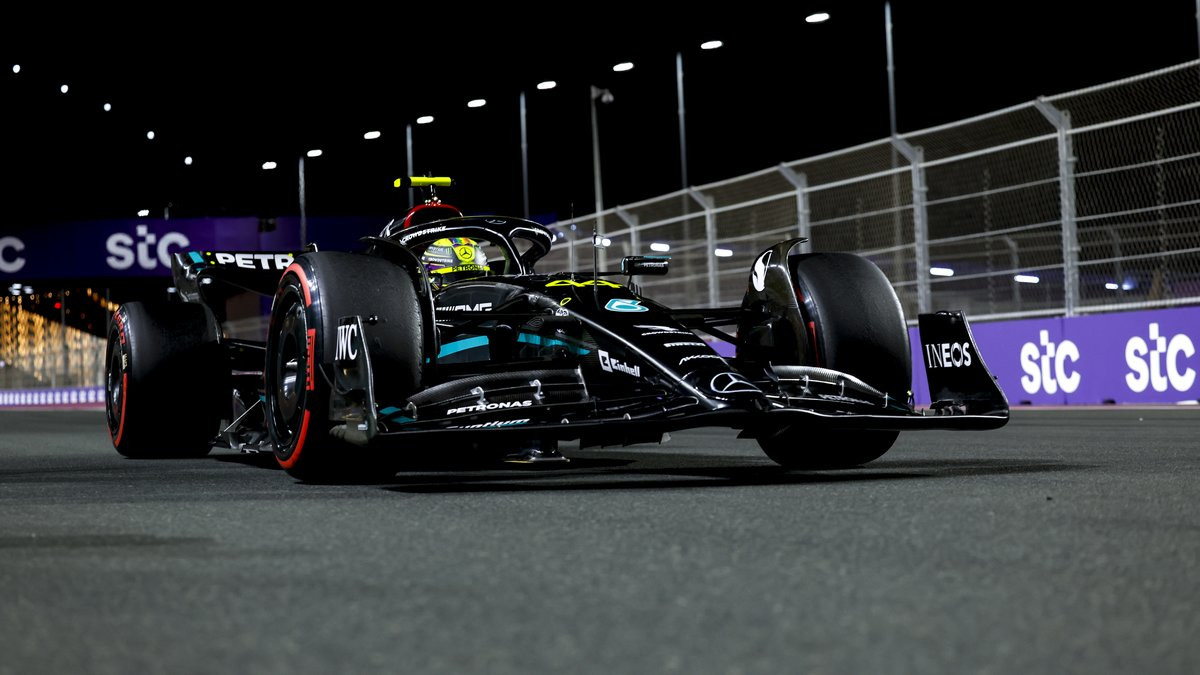 F1 : Le choix légendaire de Lewis Hamilton - Le10sport.com