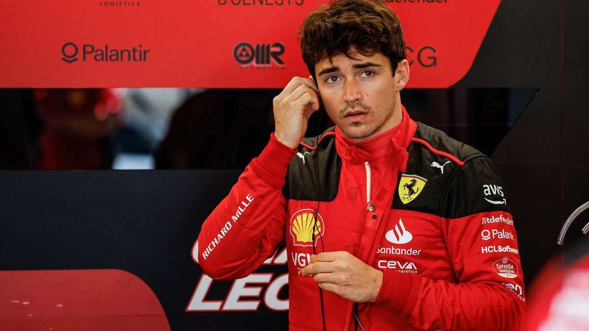 AFFICHE PHOTO IMPRIMÉE Signée Charles Leclerc Ferrari 2022 Encadrée F1 AFFICHE PHOTO IMPRIMÉE Signée Charles Leclerc Ferrari 2022 Encadrée F1