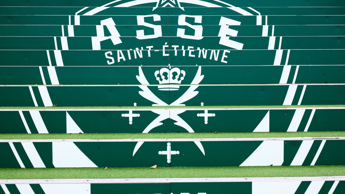 Il veut venir à Paris : Le transfert négocié par l’ASSE à la dernière minute !