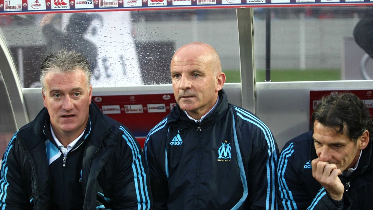 «La moitié de l’équipe est bourrée» : Les joueurs de l'OM ont joué un match en gueule de bois quand Deschamps les entraînait