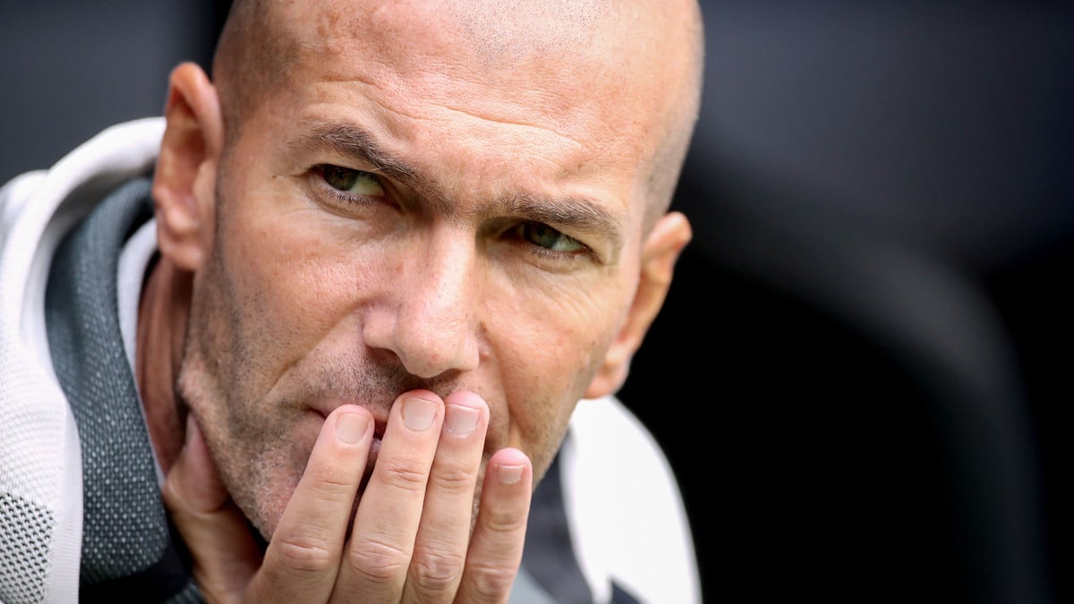 «Ces paroles me dérangent» : Zinedine Zidane n'a pas du tout aimé cette déclaration de François Hollande !