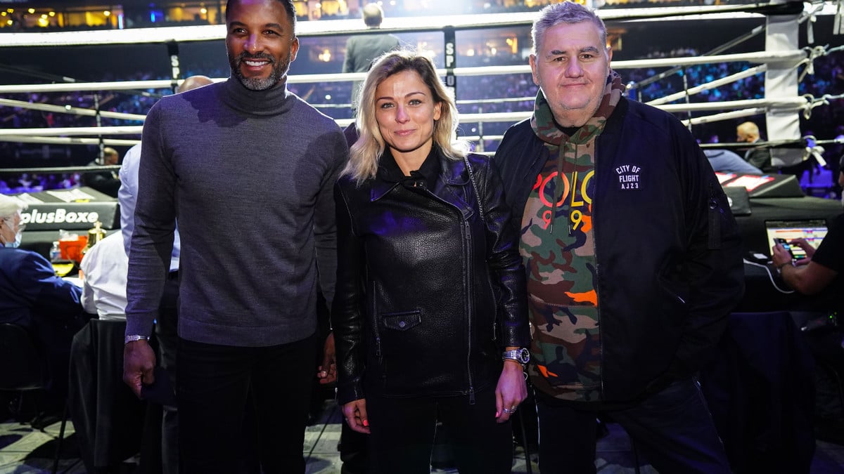 Pierre Ménès - Habib Beye, le clash qui a failli partir en bagarre...