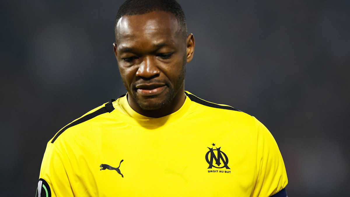 Surprise, Mandanda recrute un joueur à l'OM !