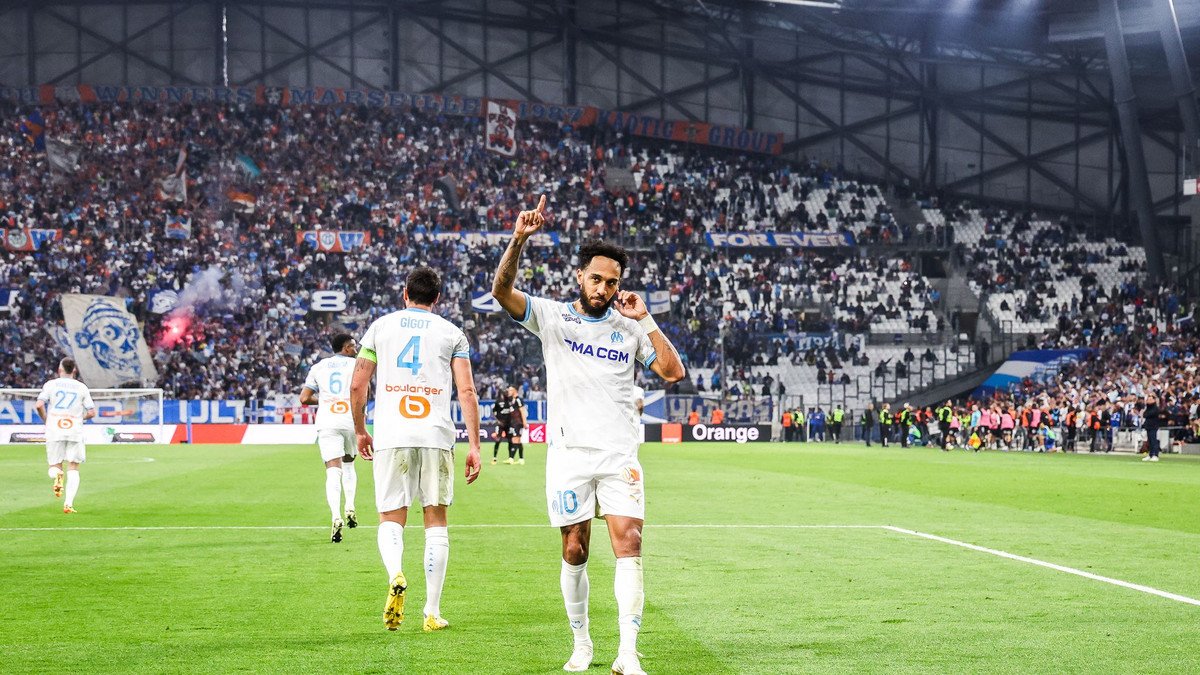LE 10 SPORT 🔵 Aubameyang à l’OM : La terrible blessure ? LE 10 SPORT 🔵 Aubameyang à l’OM : La terrible blessure ?
