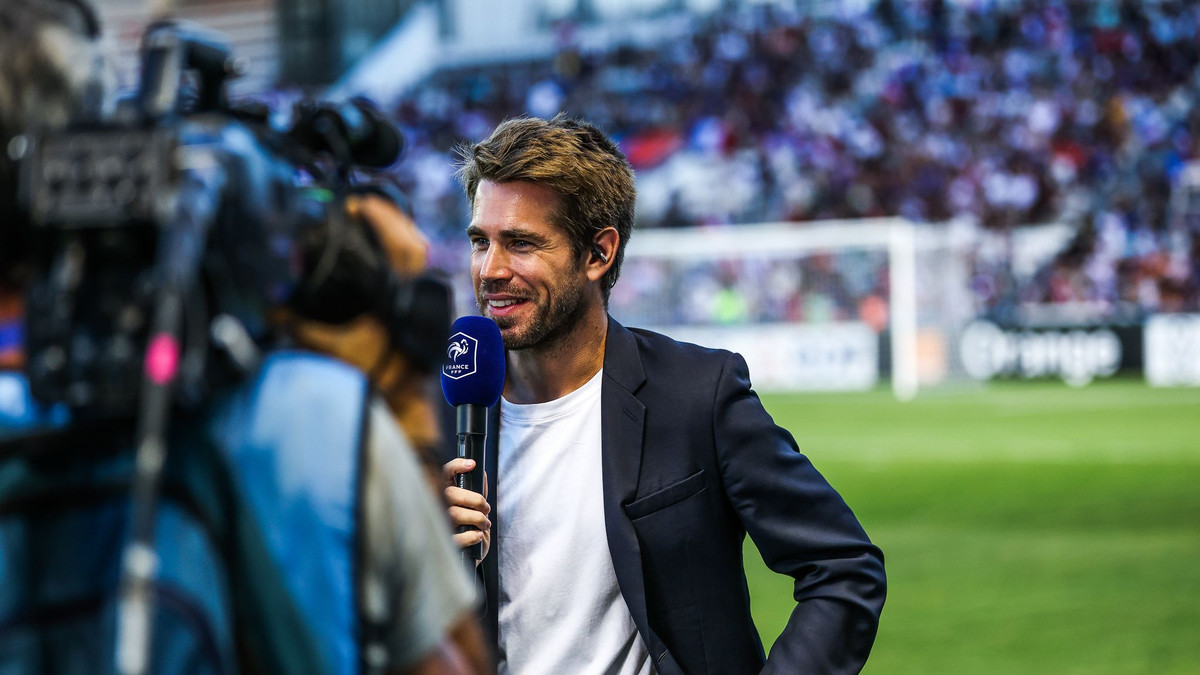 Giovanni Castaldi annonce «le meilleur joueur de la planète», et il joue au PSG !