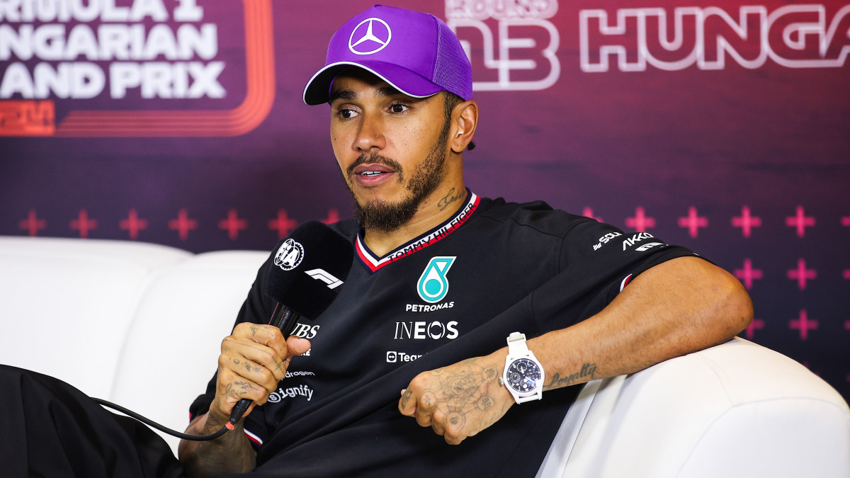F1 : Mercedes vend la mèche pour le successeur d’Hamilton ? - Le10sport.com
