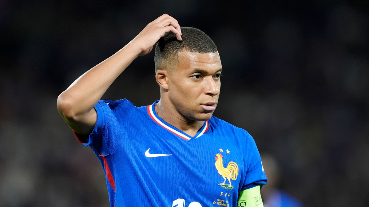 Kylian Mbappé - Équipe de France : Il dit stop !