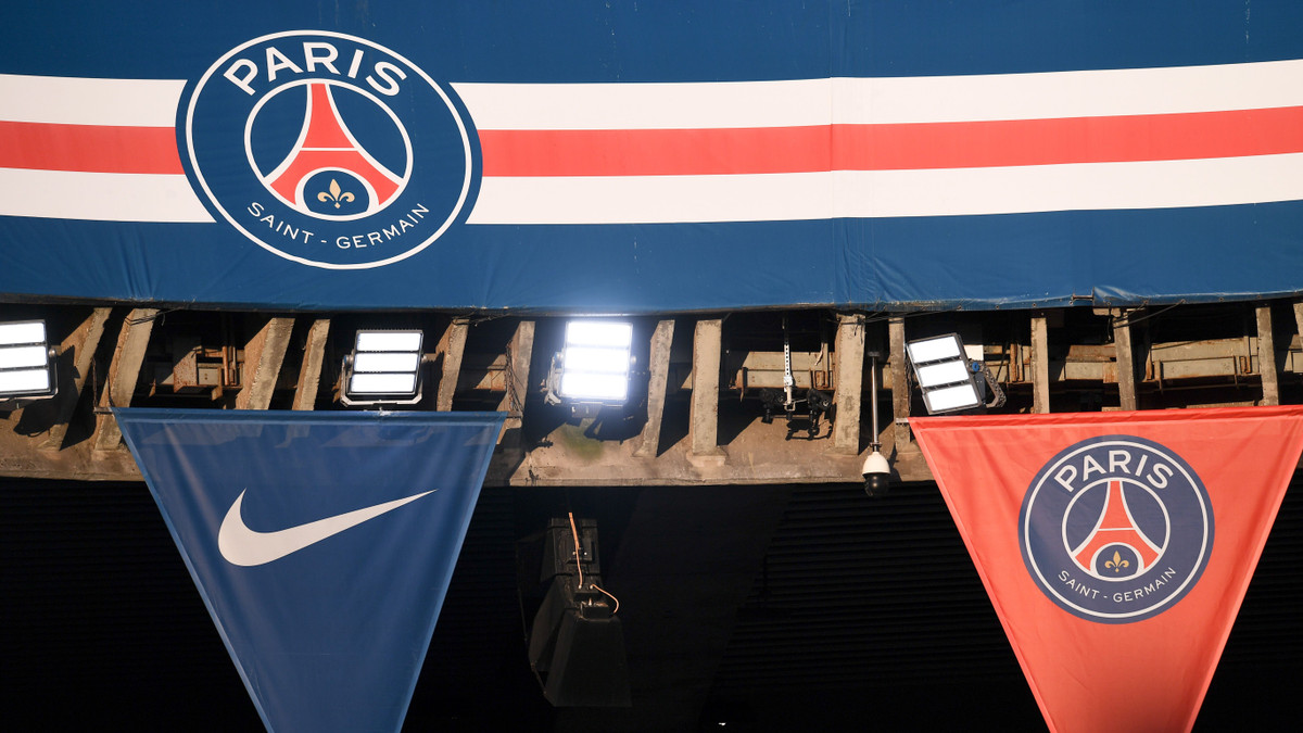 Il balance sur les soirées d’une star du PSG !