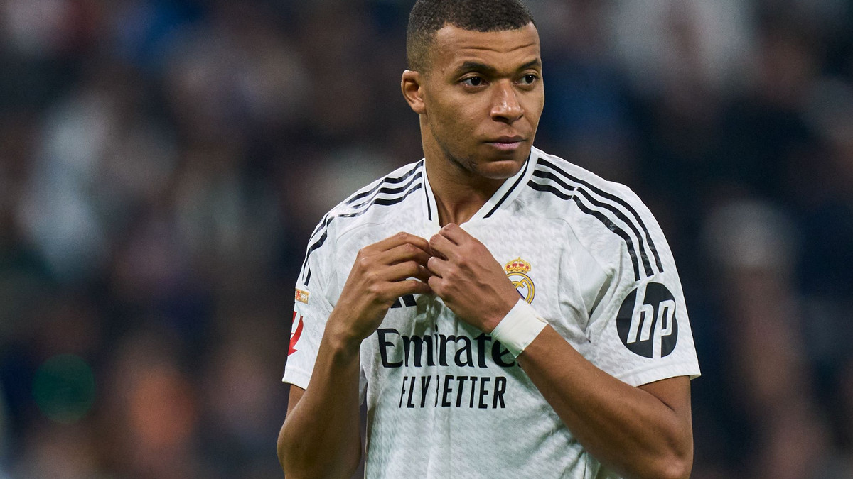 Kylian Mbappé sous pression une légende du Real Madrid donne la