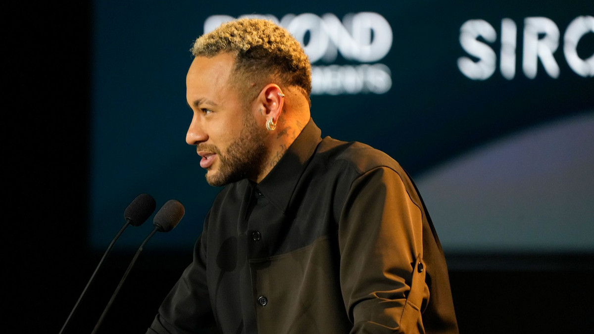 Tromperie, prostituées… Neymar visé par un scandale !
