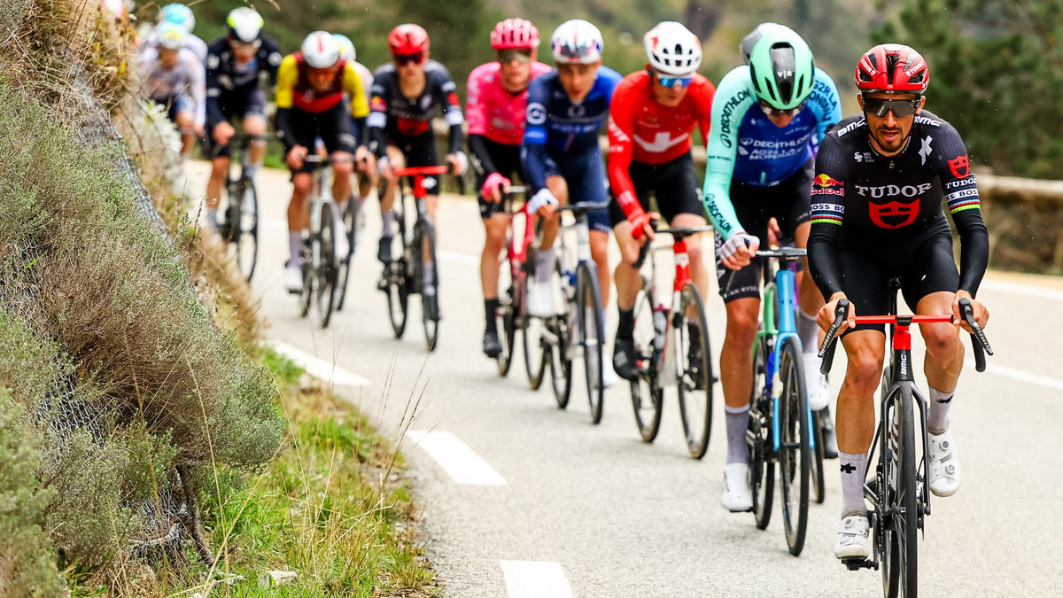 Cyclisme : Le geste marquant de Julian Alaphilippe