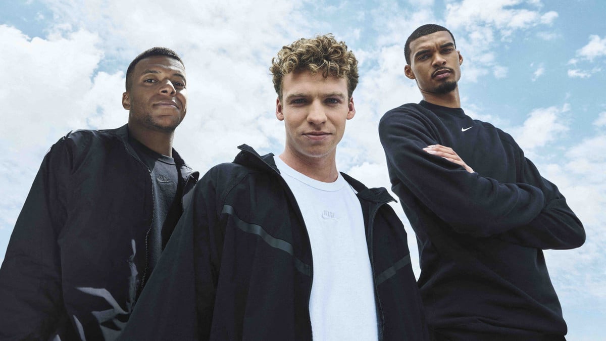 «Il m'avait préparé à tout ça» : Léon Marchand révèle une discussion secrète avec Kylian Mbappé et sa famille