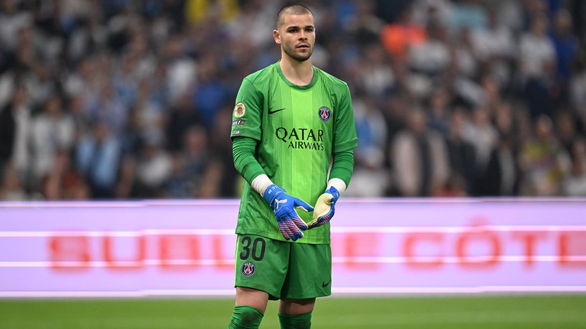Luis Enrique et Lucas Chevalier ont discuté de la suite : On sait ce qui attend aujourd’hui le gardien du PSG pour son avenir