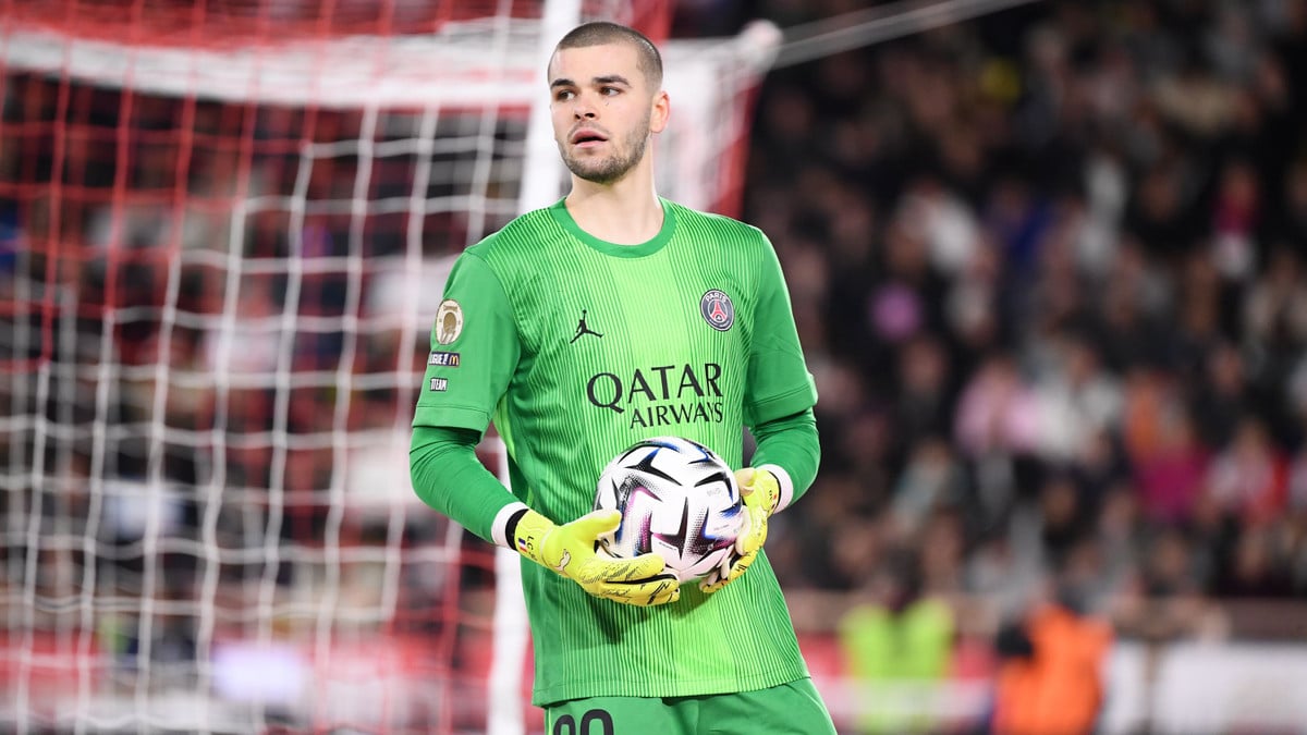 Lucas Chevalier : Le PSG annonce un coup de théâtre !