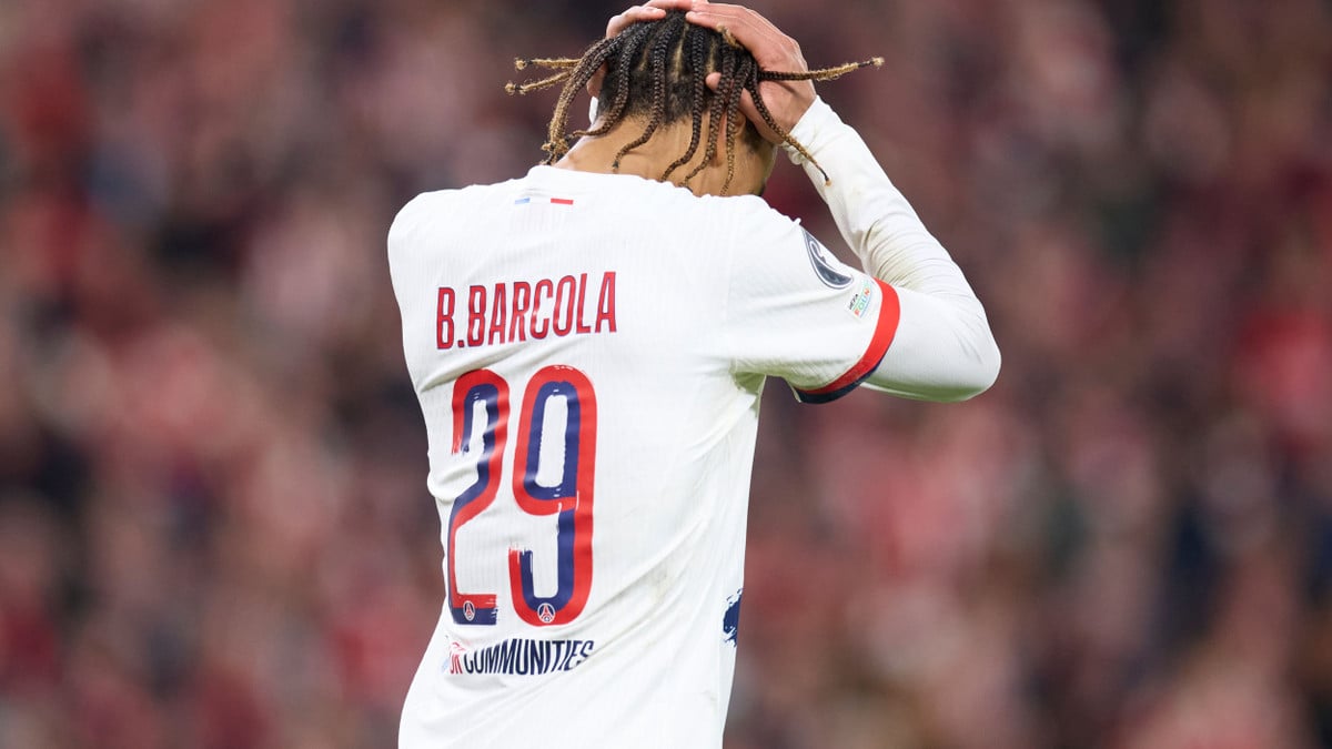 Barcola remplacé : Surprise totale au PSG !