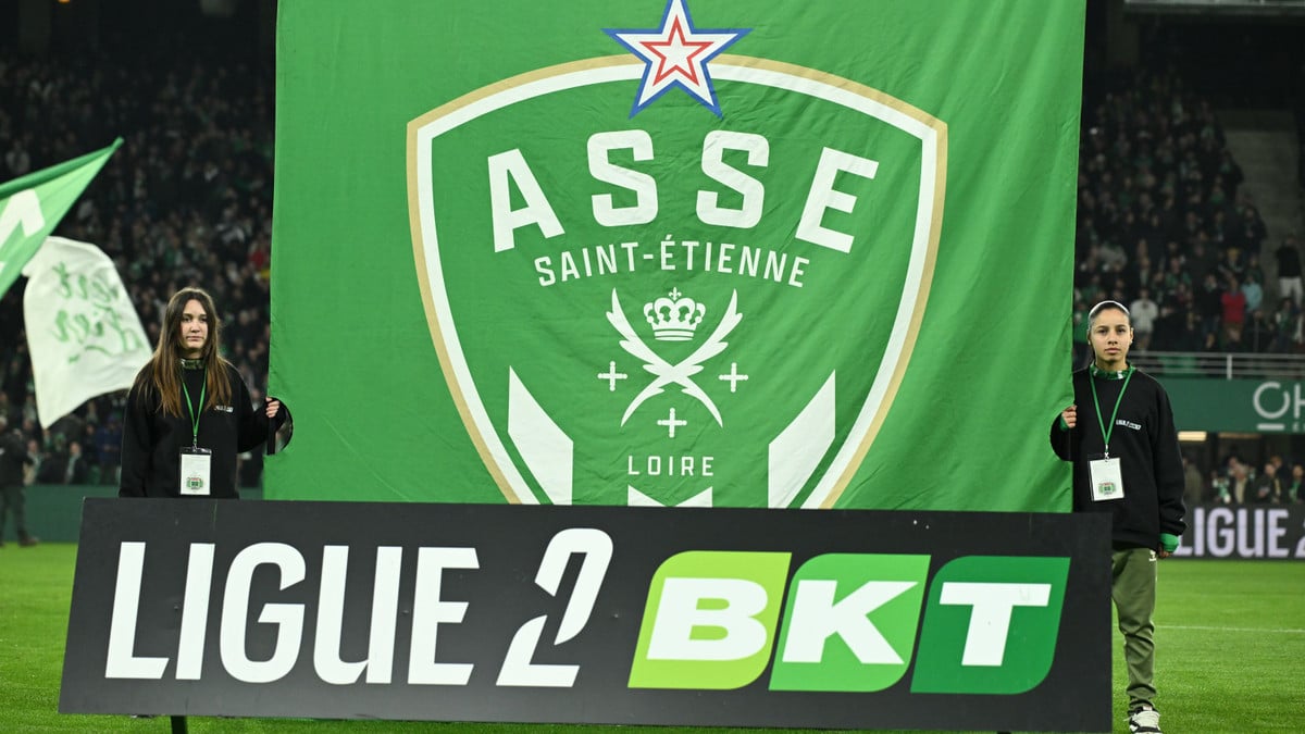 «Envoies moi un DM» : Timothée Chalamet fait une demande spéciale un joueur de l'ASSE