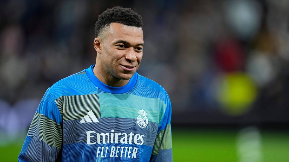 PSG - Bayern Munich : Julien Cazarre se prend pour Kylian Mbappé, la parodie qui fait réagir