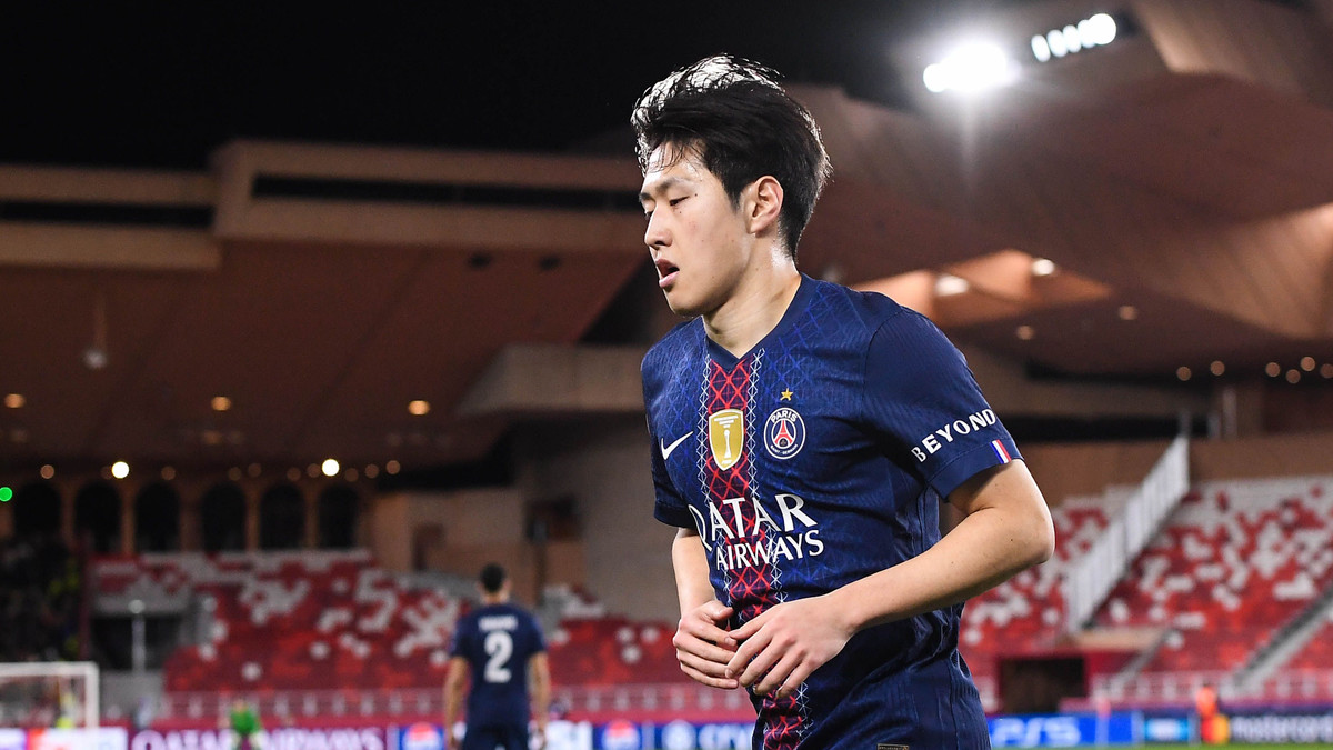 Entre Kang-in Lee et le PSG, c'est officiellement terminé : Ses adieux émouvants, «je garderai chacun d’entre vous au fond de mon cœur pour toujours»
