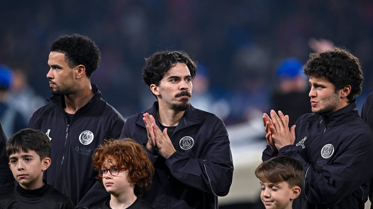 «Il me fait penser à Vitinha et Joao Neves» : Le PSG prépare un nouveau gros coup sur le mercato ?