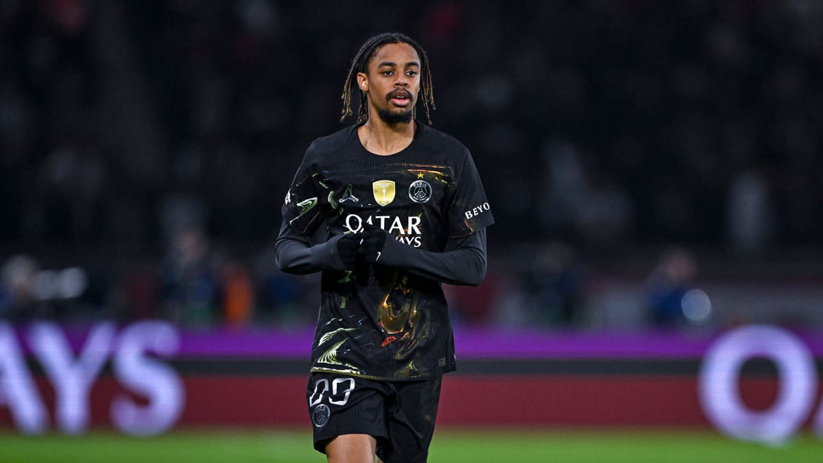 Bradley Barcola prêt à quitter le PSG : «Je ne suis pas convaincu», une légende de Liverpool s’oppose à son transfert !