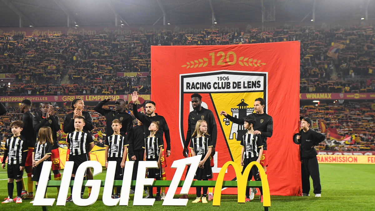 Mercato : «Ca pourrait matcher», l’un des meilleurs attaquants de Ligue 1 ouvre la porte au RC Lens !