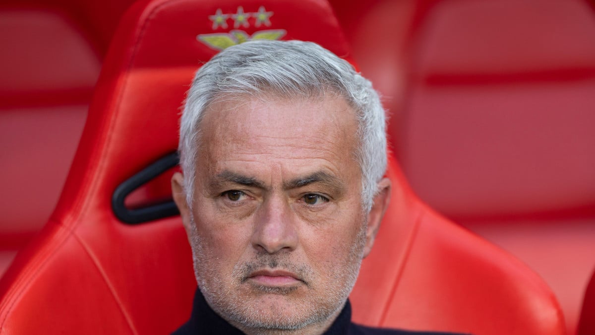 Offre de 150M€ pour Julian Alvarez : Le comportement du Real Madrid fait halluciner José Mourinho !