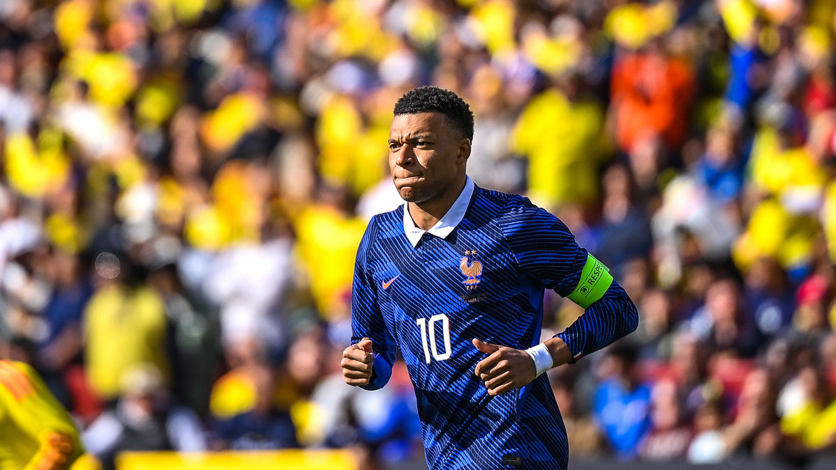 Un joueur du PSG fait comme Kylian Mbappé, ça risque de faire parler !