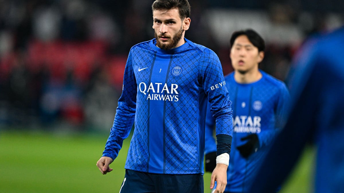 PSG - Kvaratskhelia : L'histoire de vol dénoncée par une star de l'UFC sur les réseaux