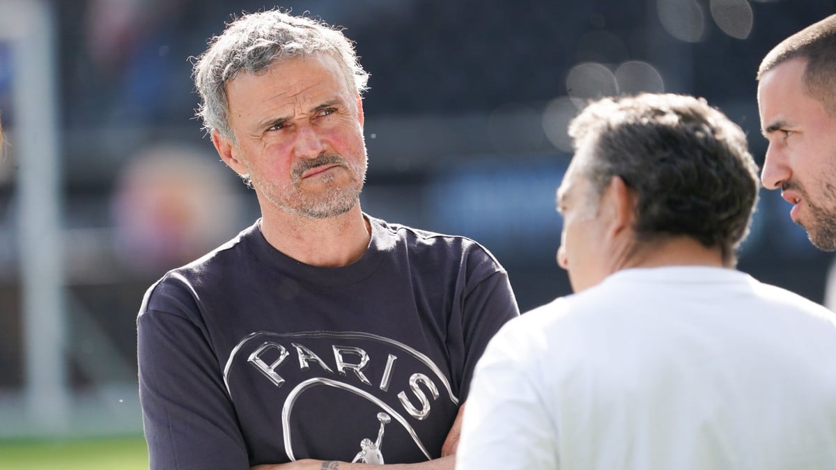 «Je le vois rester de nombreuses années au PSG» : Un proche de Luis Enrique balance sur son avenir !
