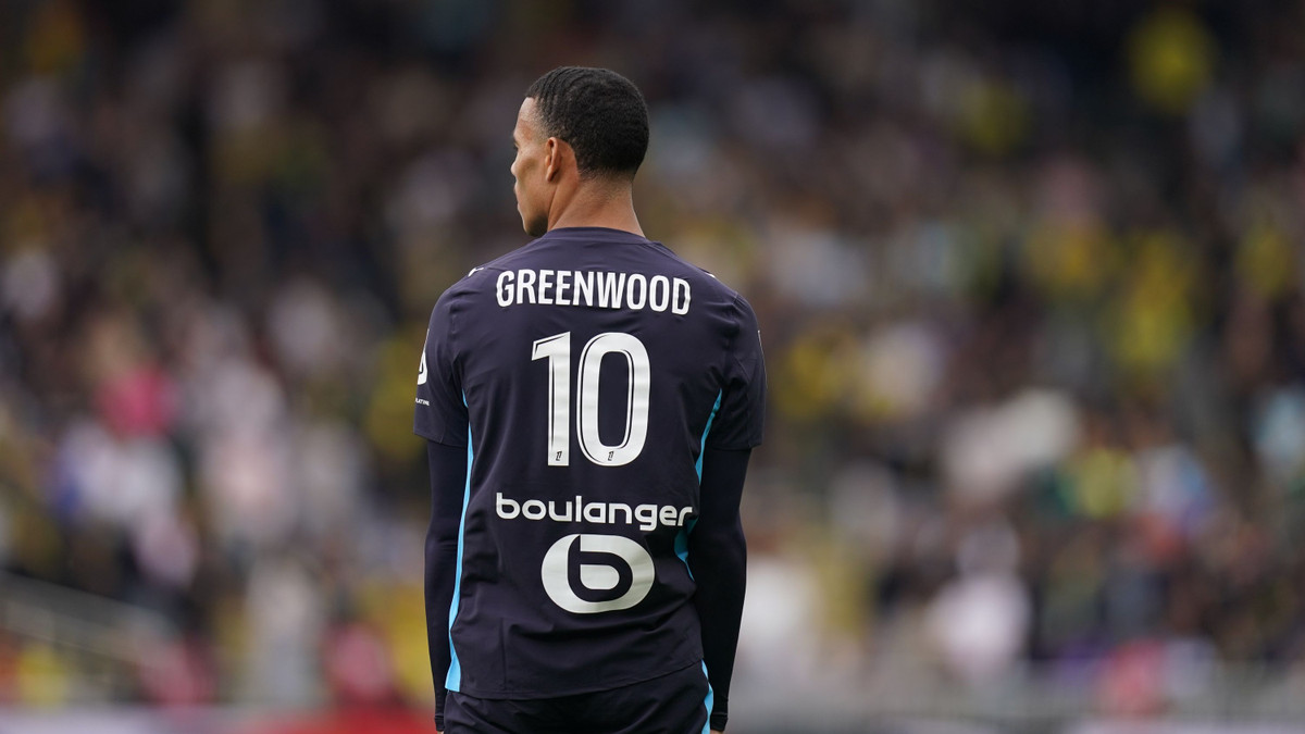 «C'est un minable ce mec» : Christophe Dugarry dégoupille à l'antenne et ne veut plus voir Mason Greenwood à l'OM !